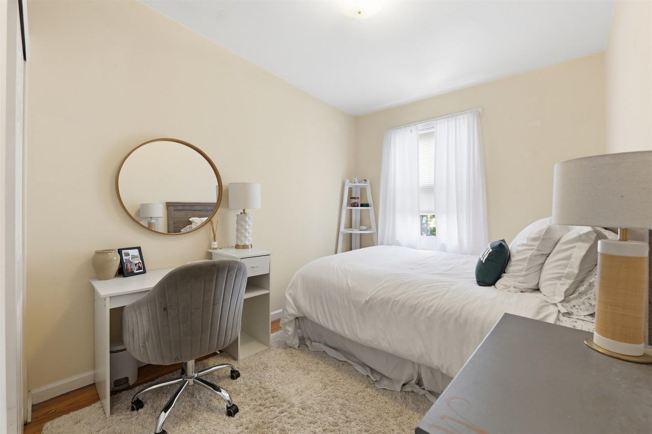 56 Madison St #3 - Photo 3 of 10