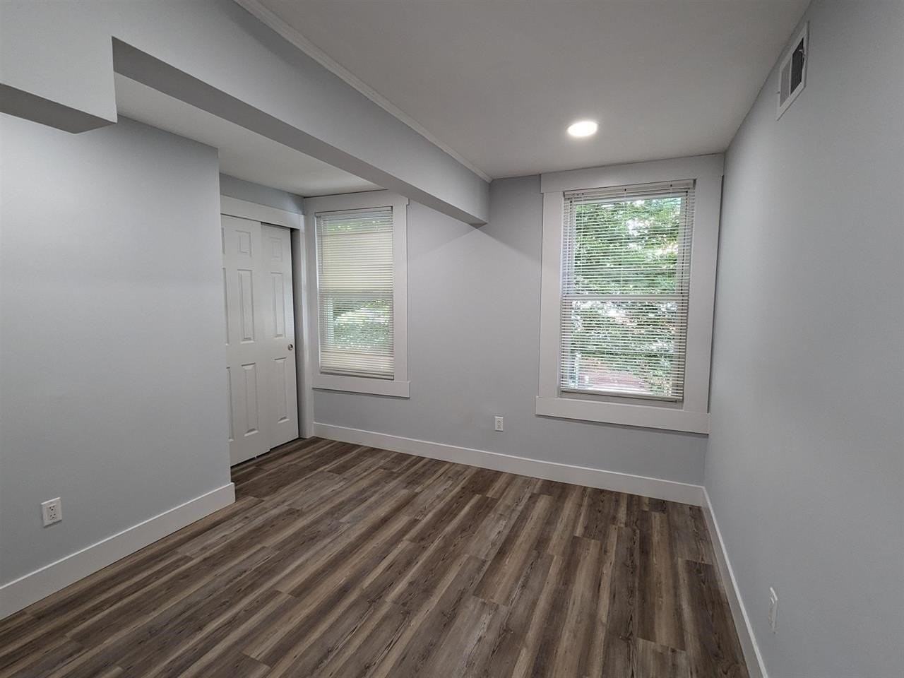 224 Newark Ave #1 - Photo 4 of 6