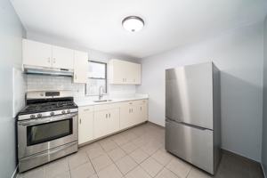 featured image of 43 W 9th St #6