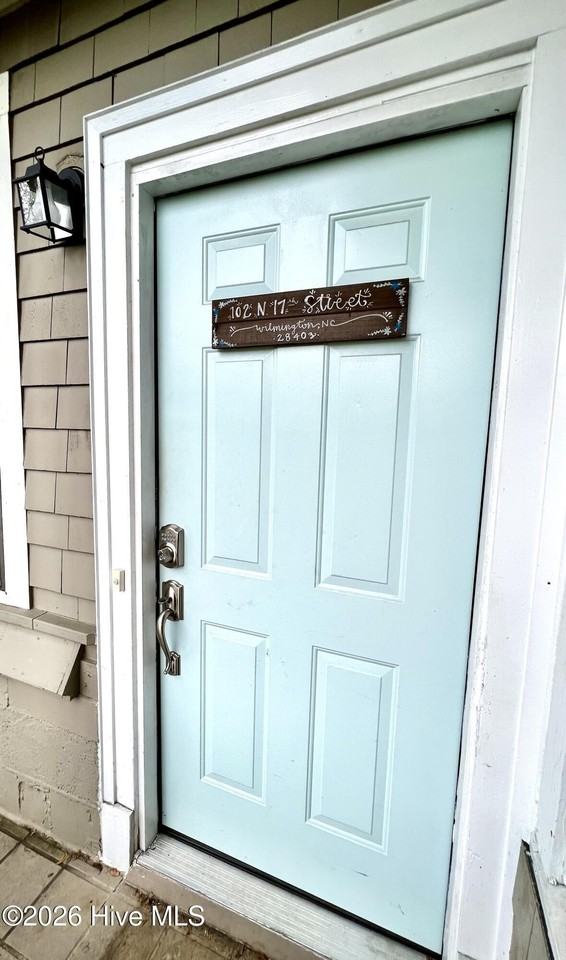 102 N 17th St - Photo 2 of 15