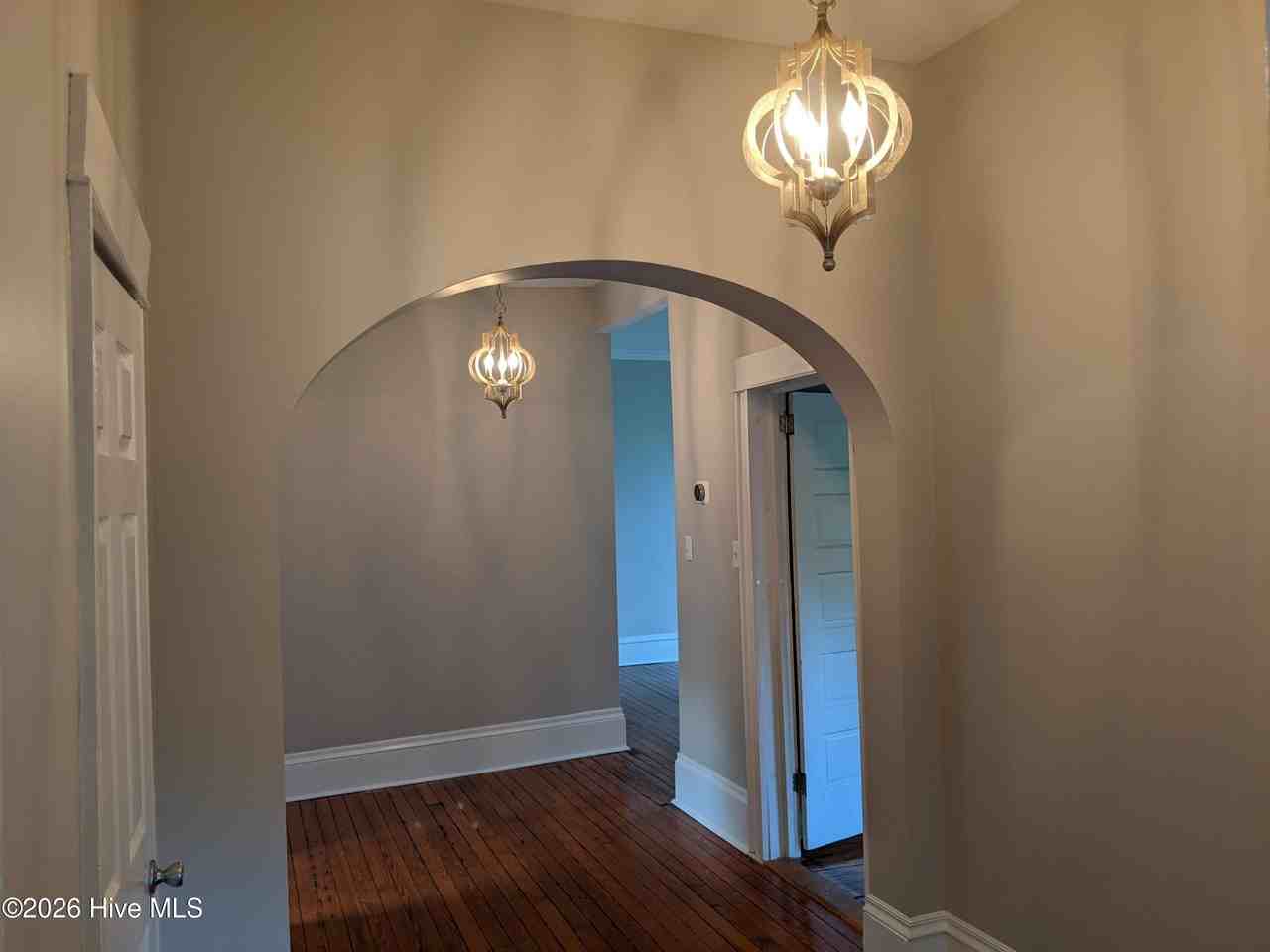 102 N 17th St - Photo 4 of 15