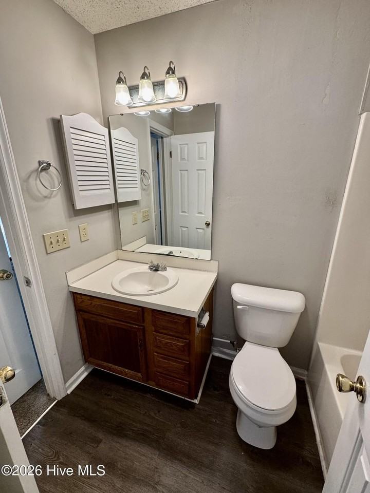 3400 Evans St #B - Photo 7 of 9