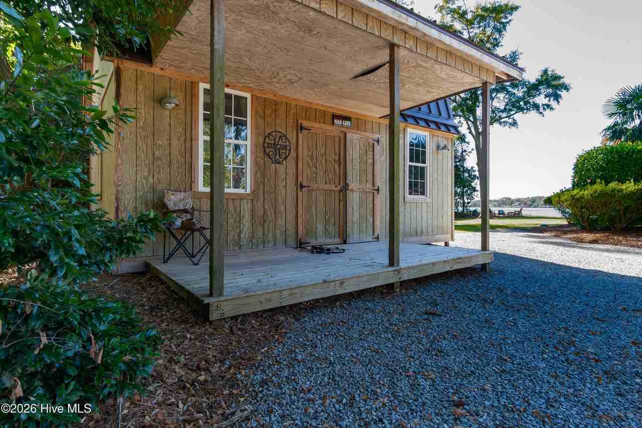 810 Madam Moores Ln #A - Photo 4 of 50