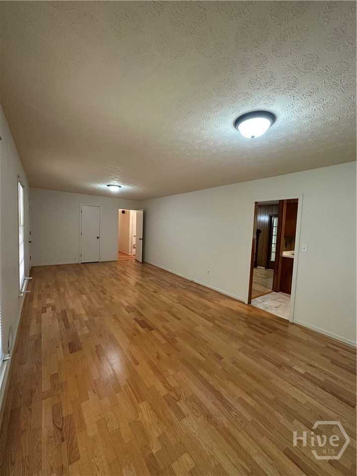 375 Segrest Cir - Photo 6 of 43
