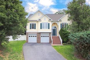 155 Chelsea Cir - Photo 1 of 1