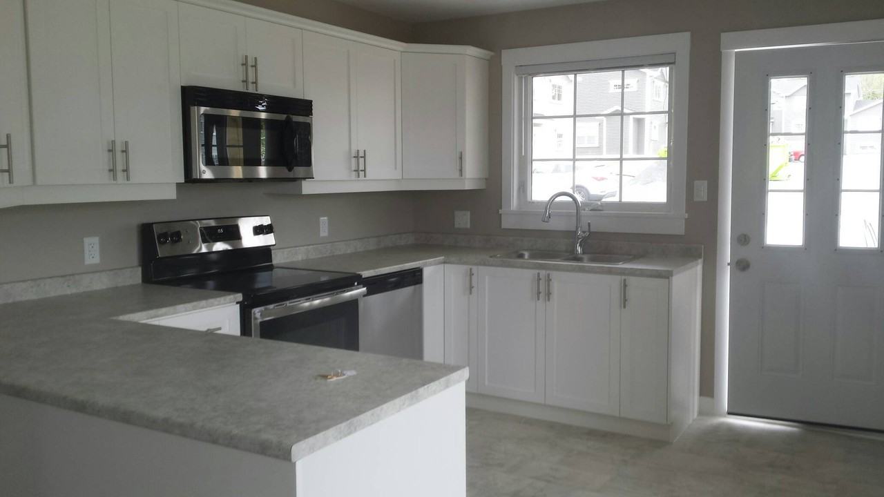 96 Fieldstone Courtunit 209 #209 - Photo 2 of 11
