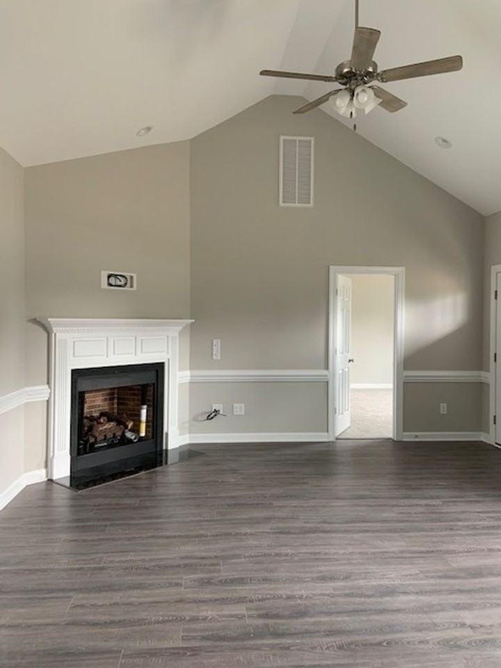 692 S Beston Rd - Photo 2 of 13
