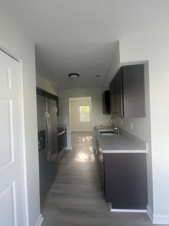 3931 Kiwanis Loop - Photo 5 of 25