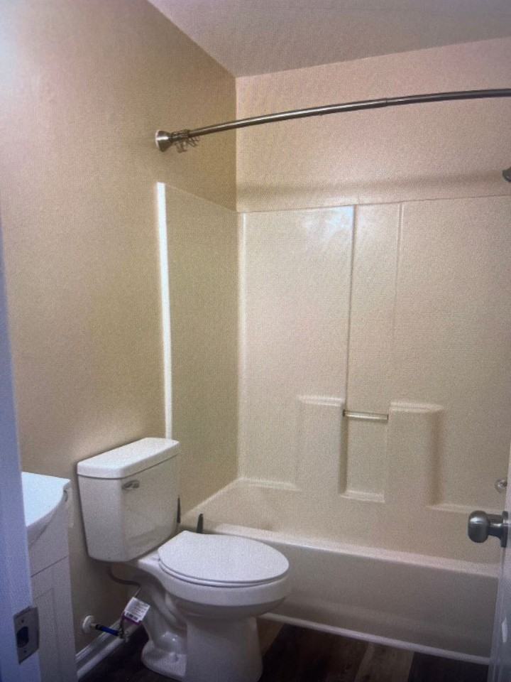 422 Snow St - Photo 7 of 20