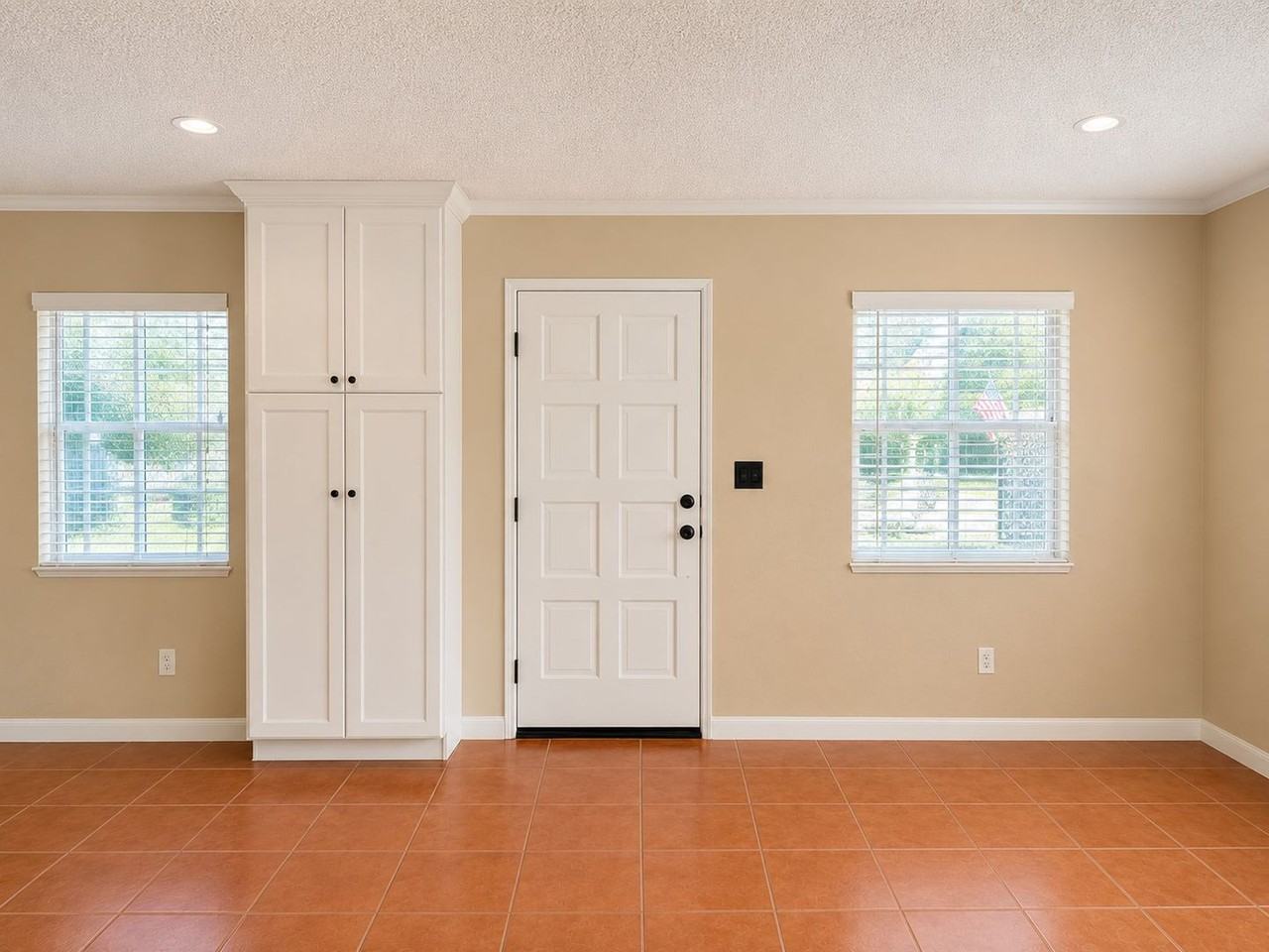 1540 Oneco Ave - Photo 3 of 14