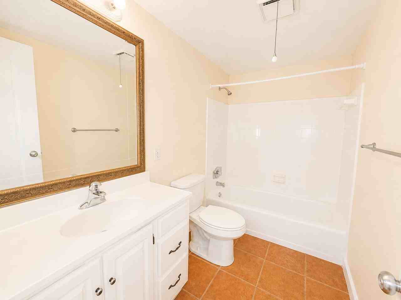 1540 Oneco Ave - Photo 7 of 14