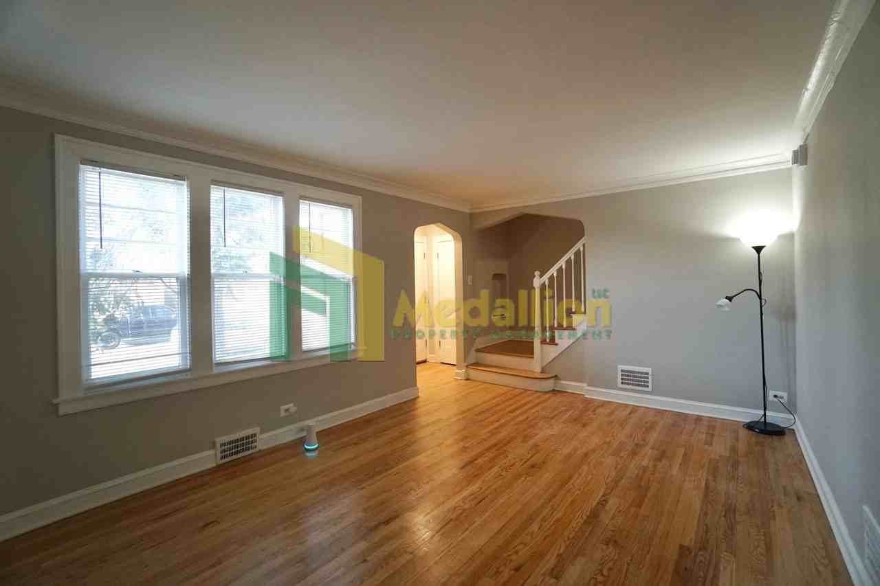 2048 W 82nd Pl - Photo 5 of 19