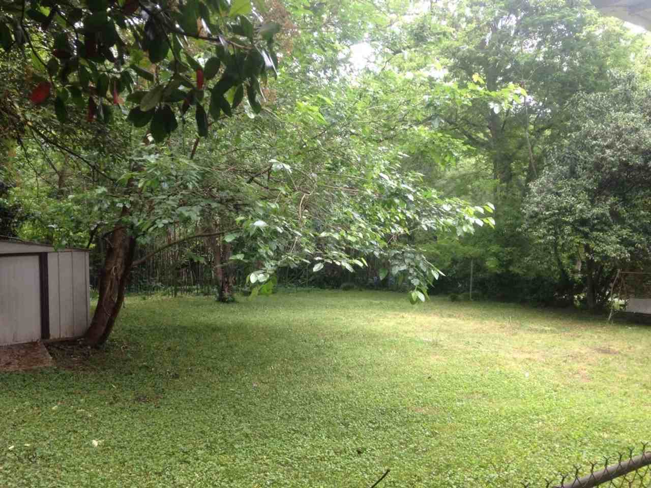 35 Jefferson Cir - Photo 3 of 14