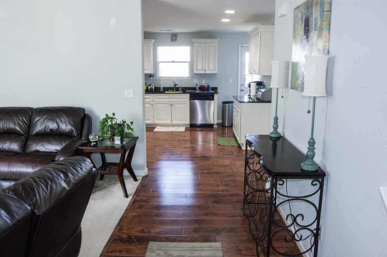 3520 Bapaume Ave - Photo 5 of 23