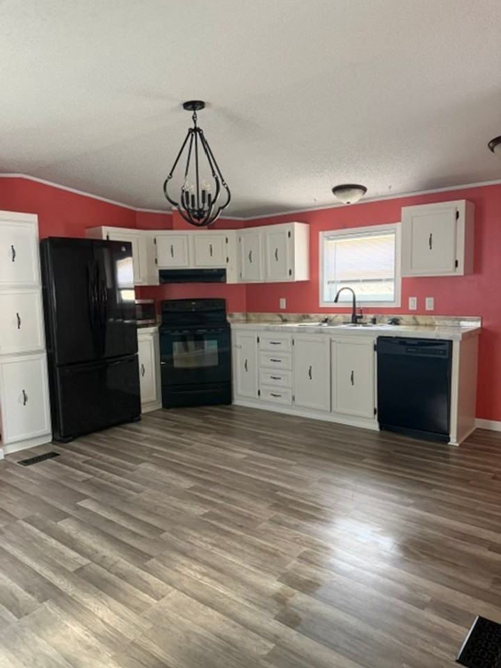 1119 University Dr #1816 - Photo 4 of 13
