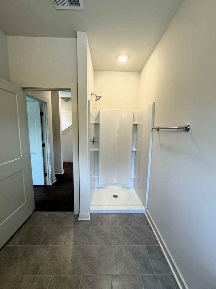 2504 Freeman Rd Sw - Photo 7 of 26