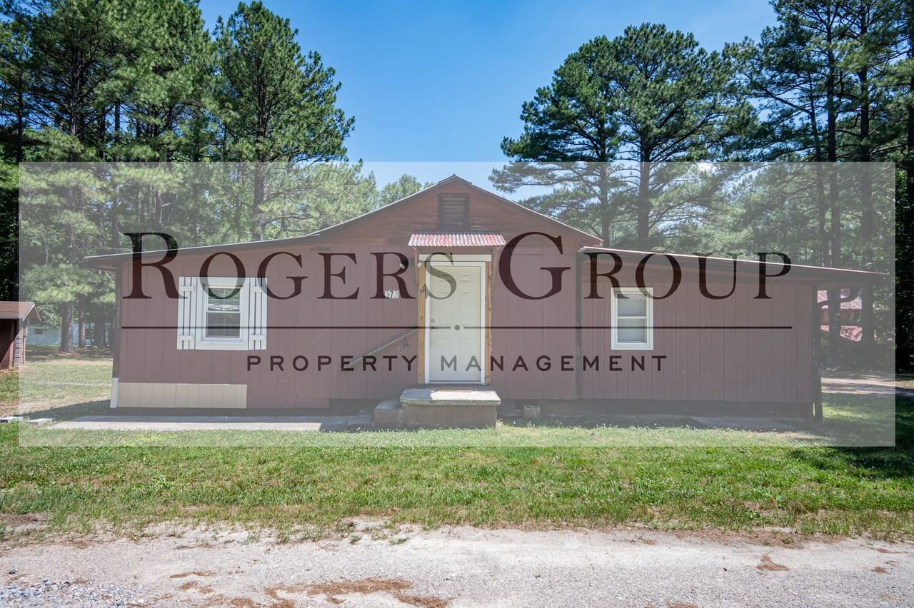 378 Cedar Rock Ln