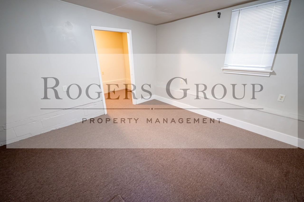 378 Cedar Rock Ln - Photo 4 of 8