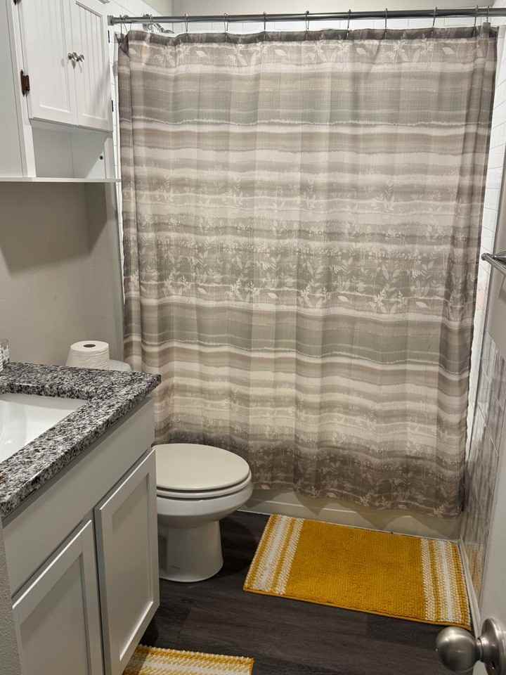 3213 Rushmore St - Photo 3 of 9