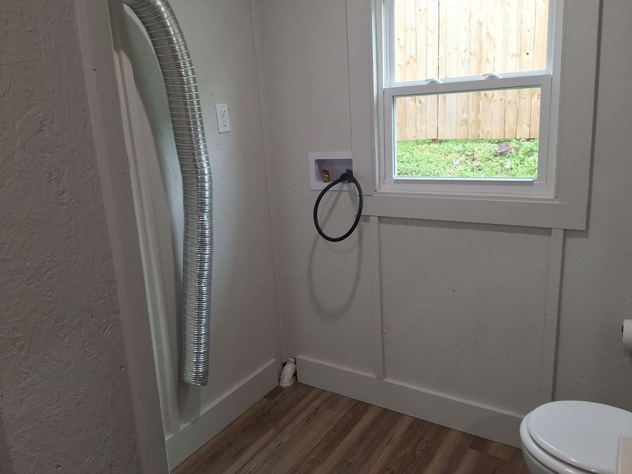 109 E Main St - Photo 2 of 19