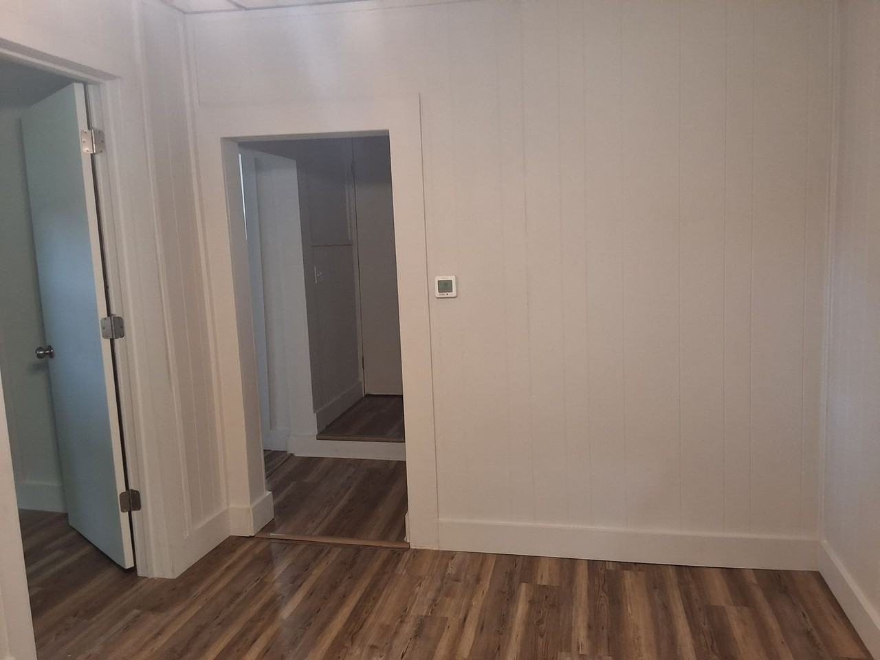 109 E Main St - Photo 7 of 19