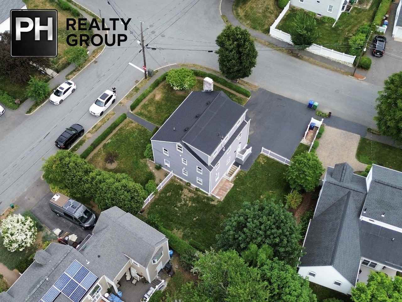 17 Hatfield Rd - Photo 3 of 8