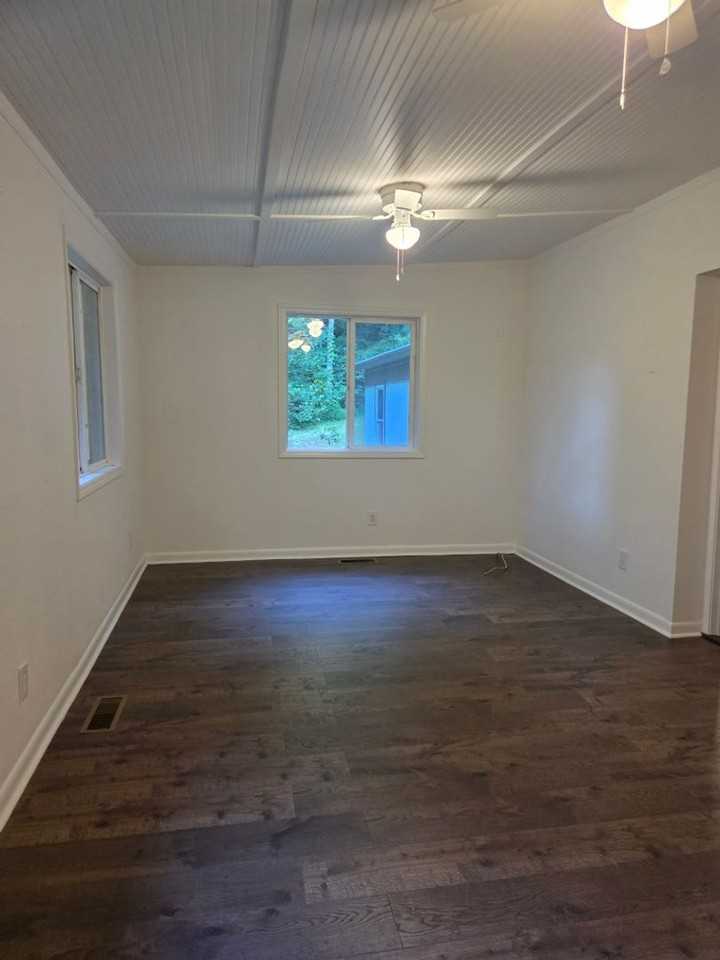 431 431 Joe Mountain Road - Photo 2 of 12