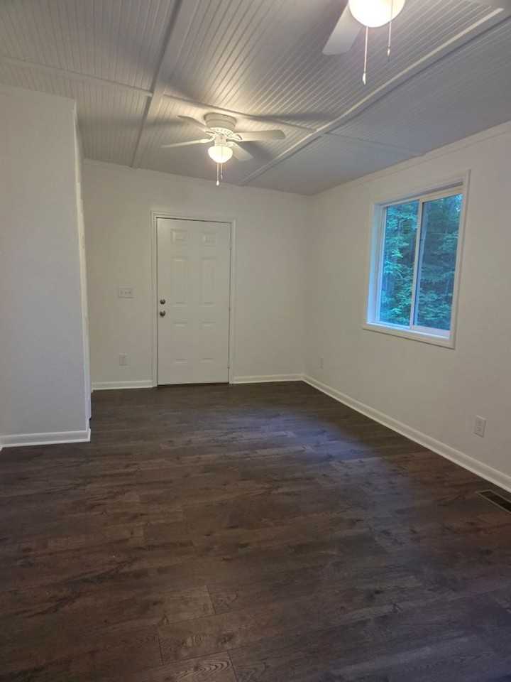 431 431 Joe Mountain Road - Photo 3 of 12
