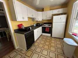 featured image of 129 Huntington Ln