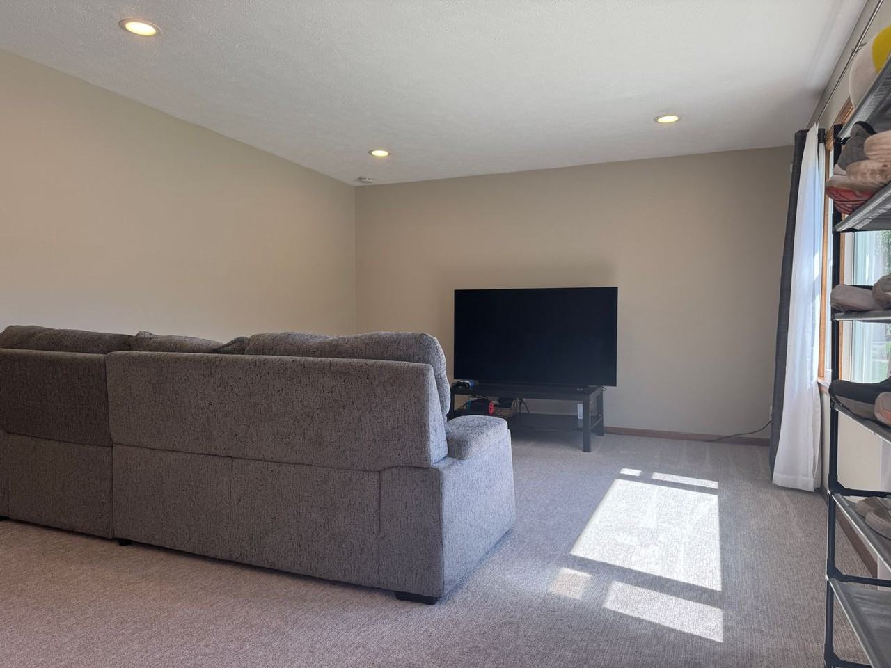 1604 Pelton Ave - Photo 6 of 33