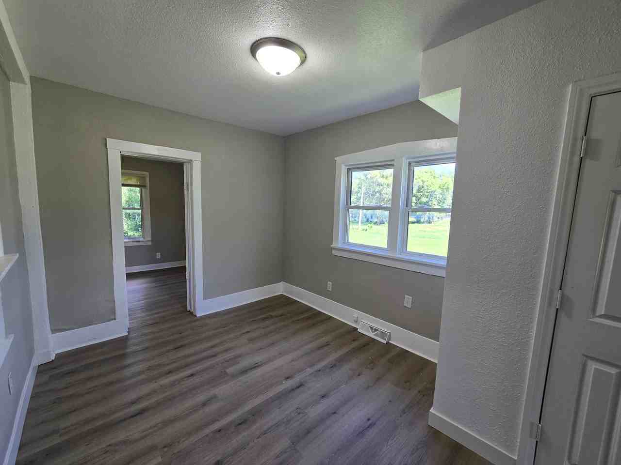707 Webster St #1 - Photo 6 of 28