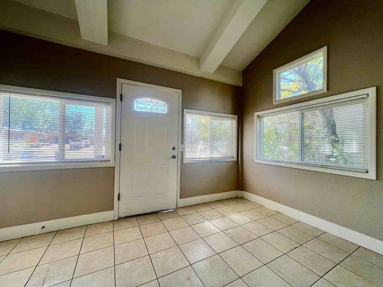 6531 Monaco St - Photo 2 of 23