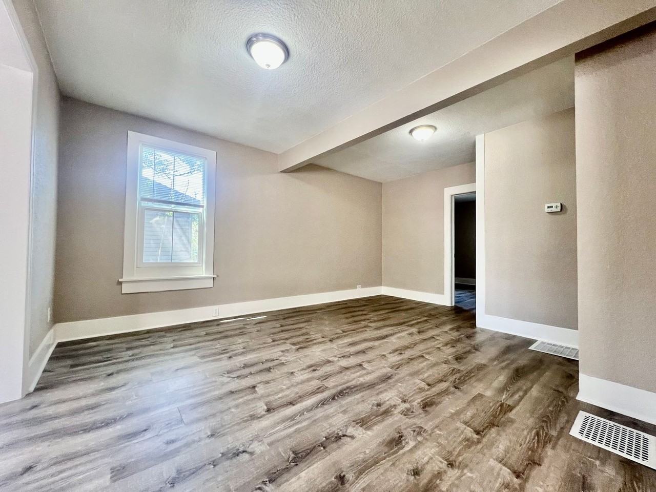 6531 Monaco St - Photo 4 of 23