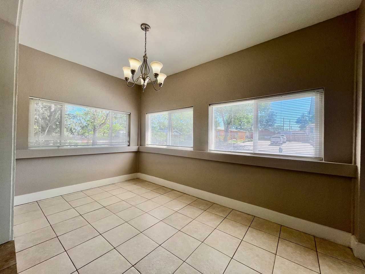 6531 Monaco St - Photo 6 of 23