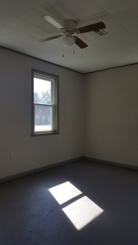 9361 Morgan St - Photo 4 of 4