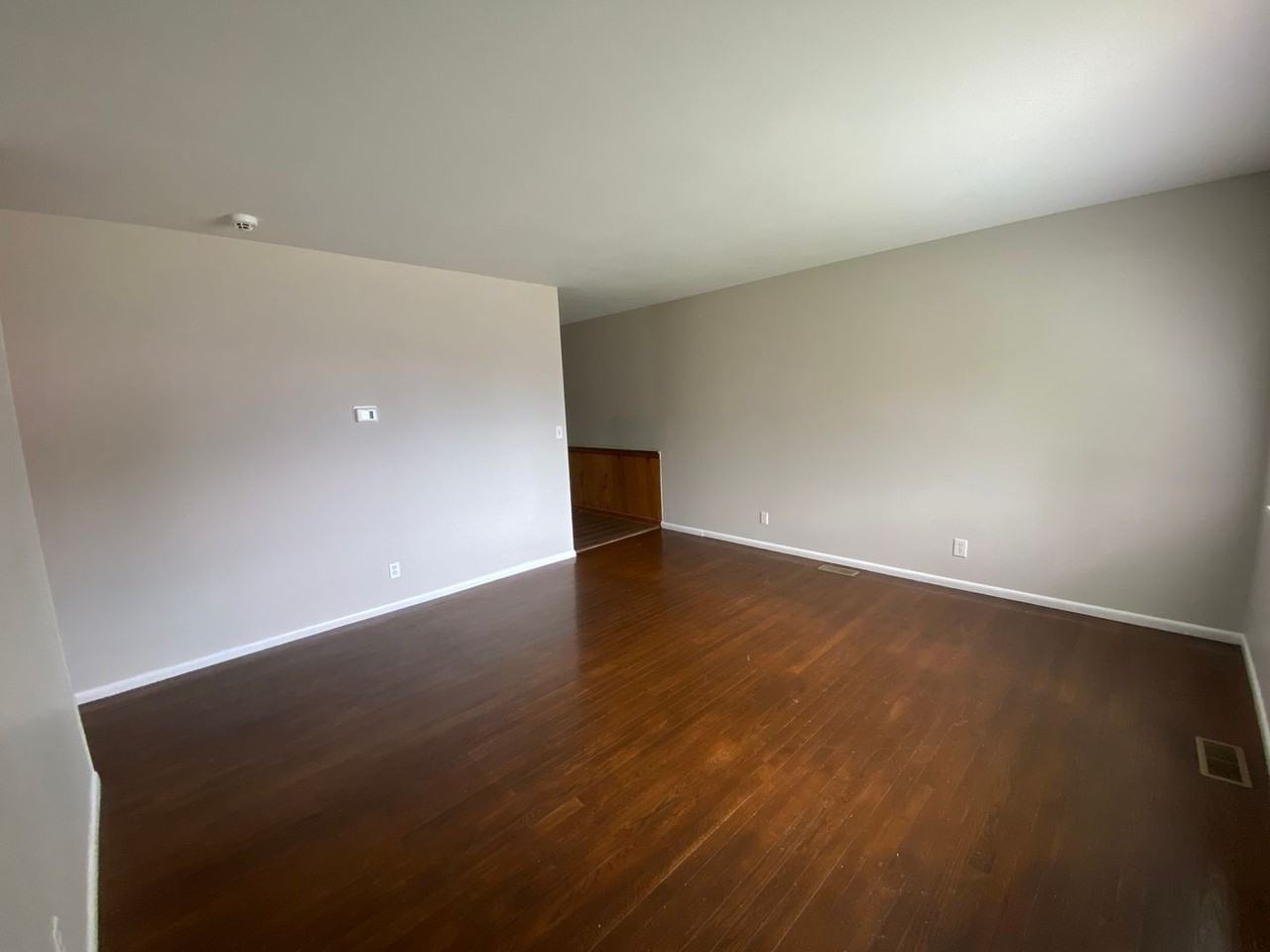 237 Vanderbilt Dr - Photo 3 of 34