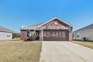featured image of 817 S Katlyn Dr