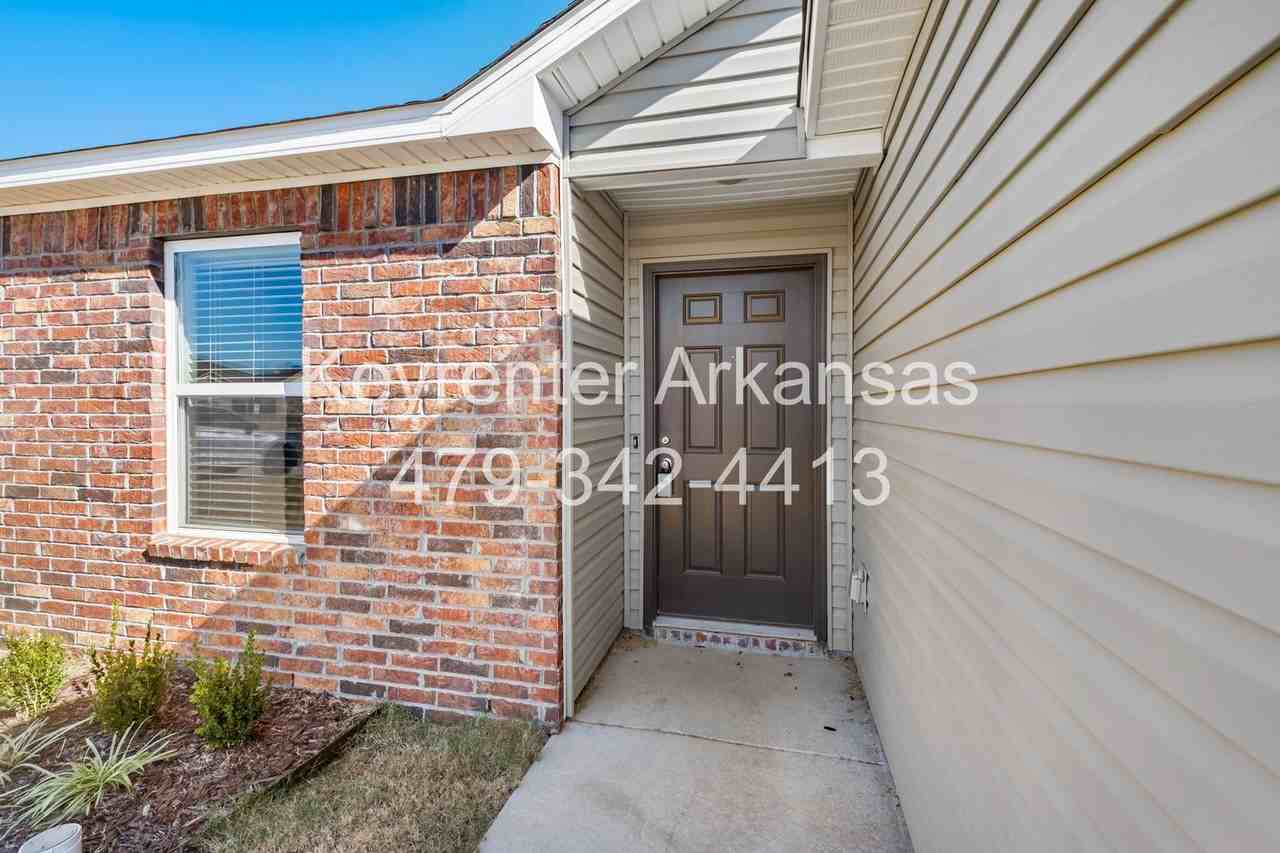817 S Katlyn Dr - Photo 4 of 28