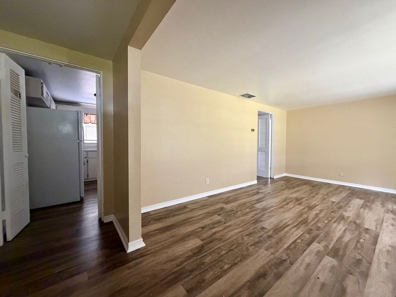 1809 Richter Ln - Photo 5 of 24