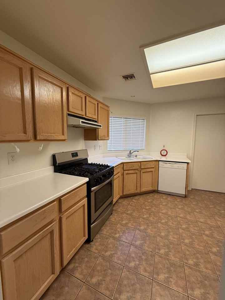 2832 Billy Casper Dr - Photo 6 of 16