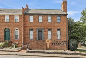 featured image of 165 Habersham Pl