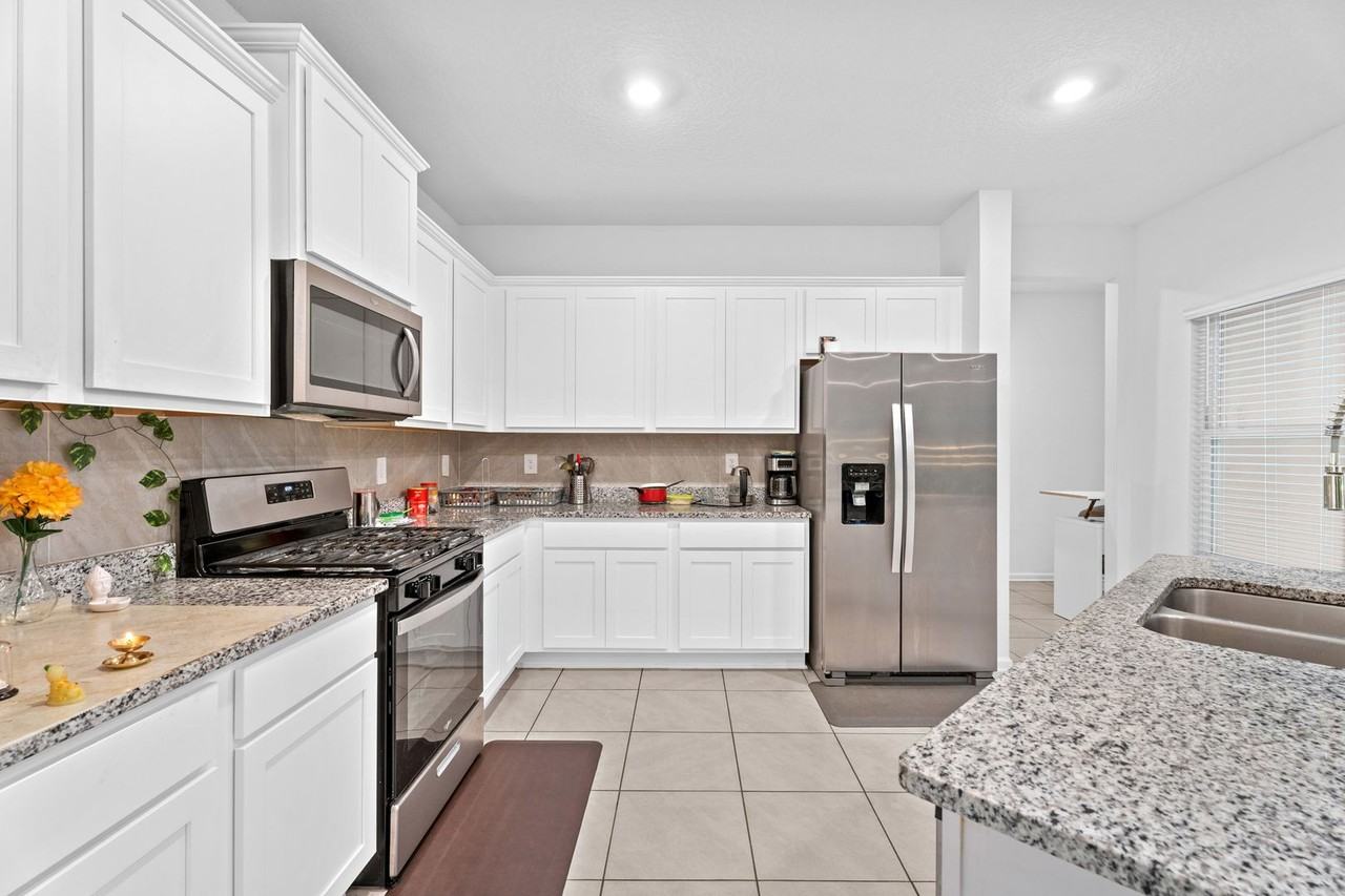 27 Coastline Way - Photo 2 of 25