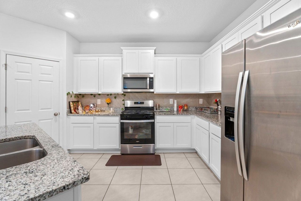 27 Coastline Way - Photo 4 of 25