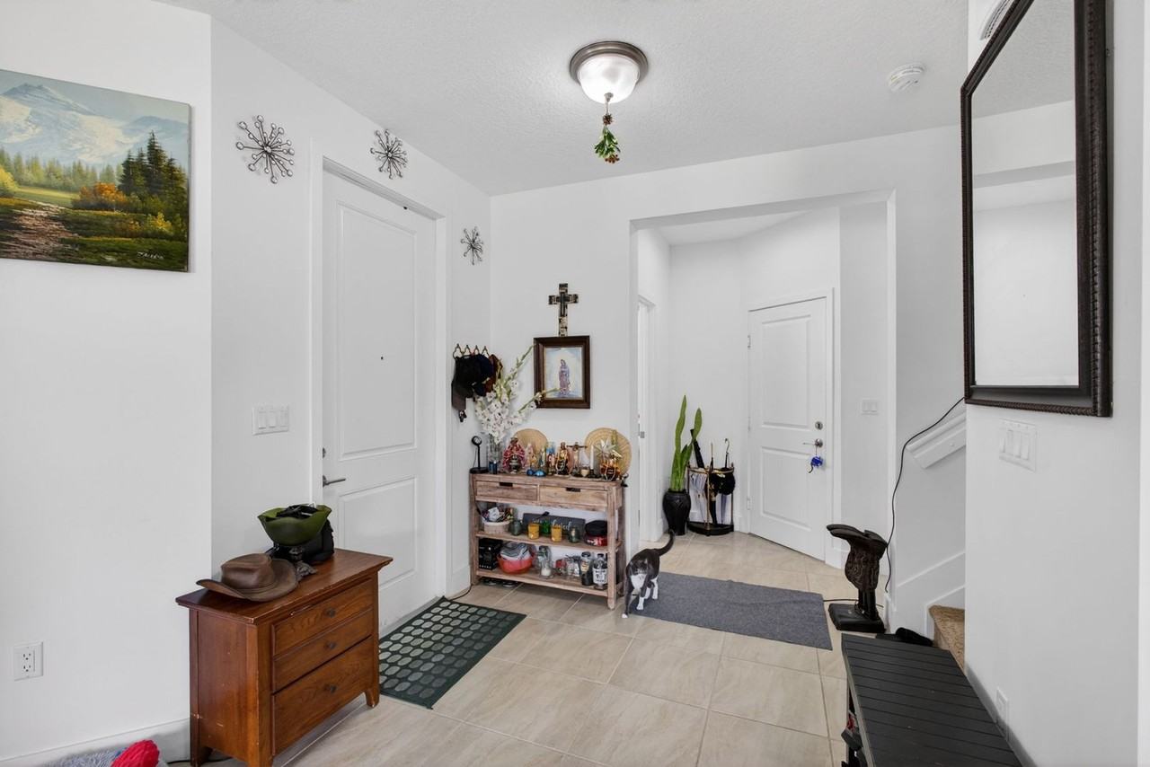 4009 Sequoia Pl - Photo 5 of 50