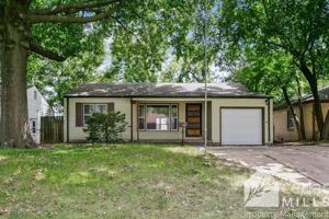 featured image of 3801 Grail St