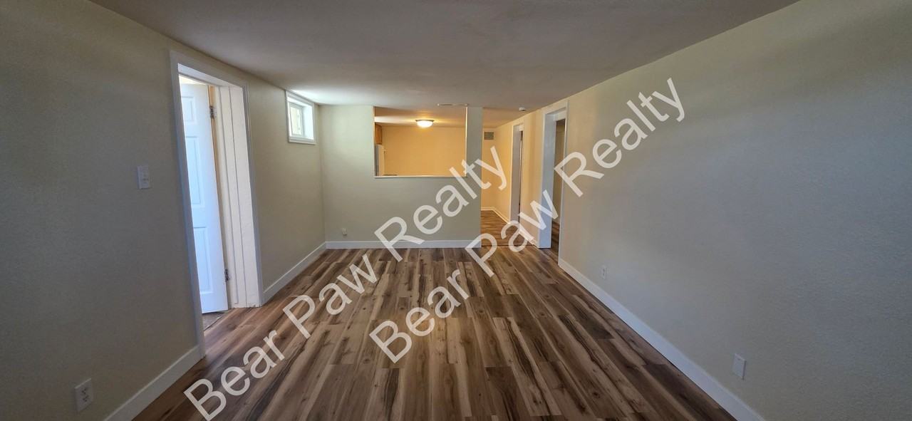 1119 Converse Ave #B - Photo 2 of 12