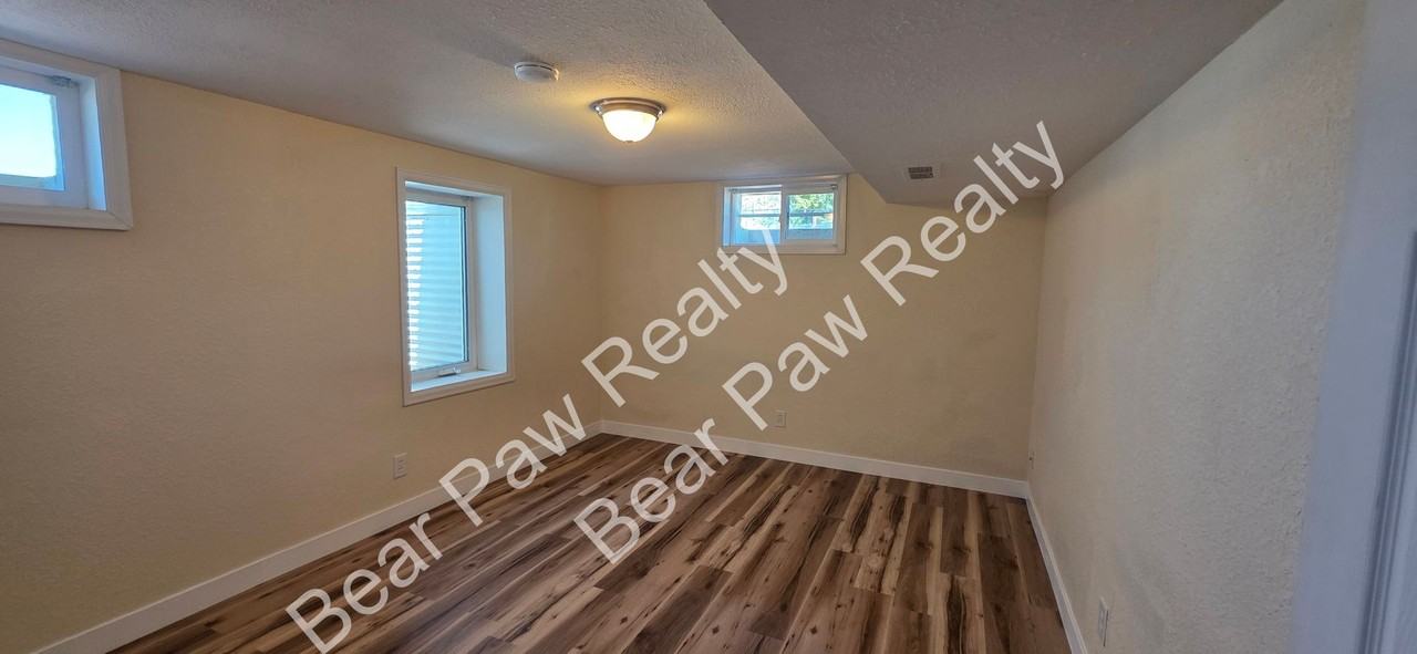 1119 Converse Ave #B - Photo 3 of 12