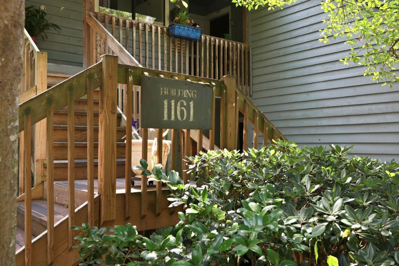 1161 Shadow Lake Cir - Photo 2 of 42