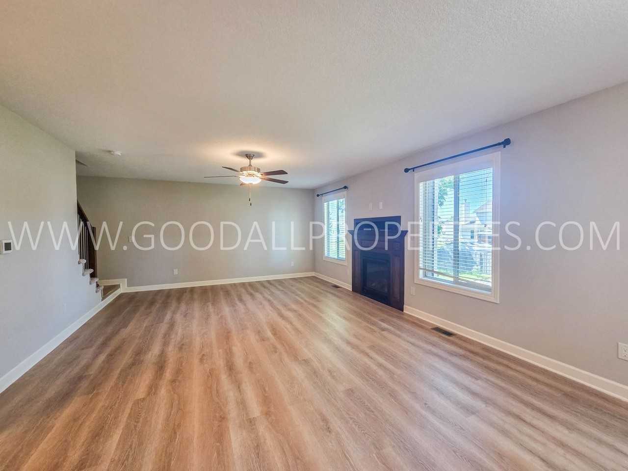 885 Northview Dr - Photo 6 of 24