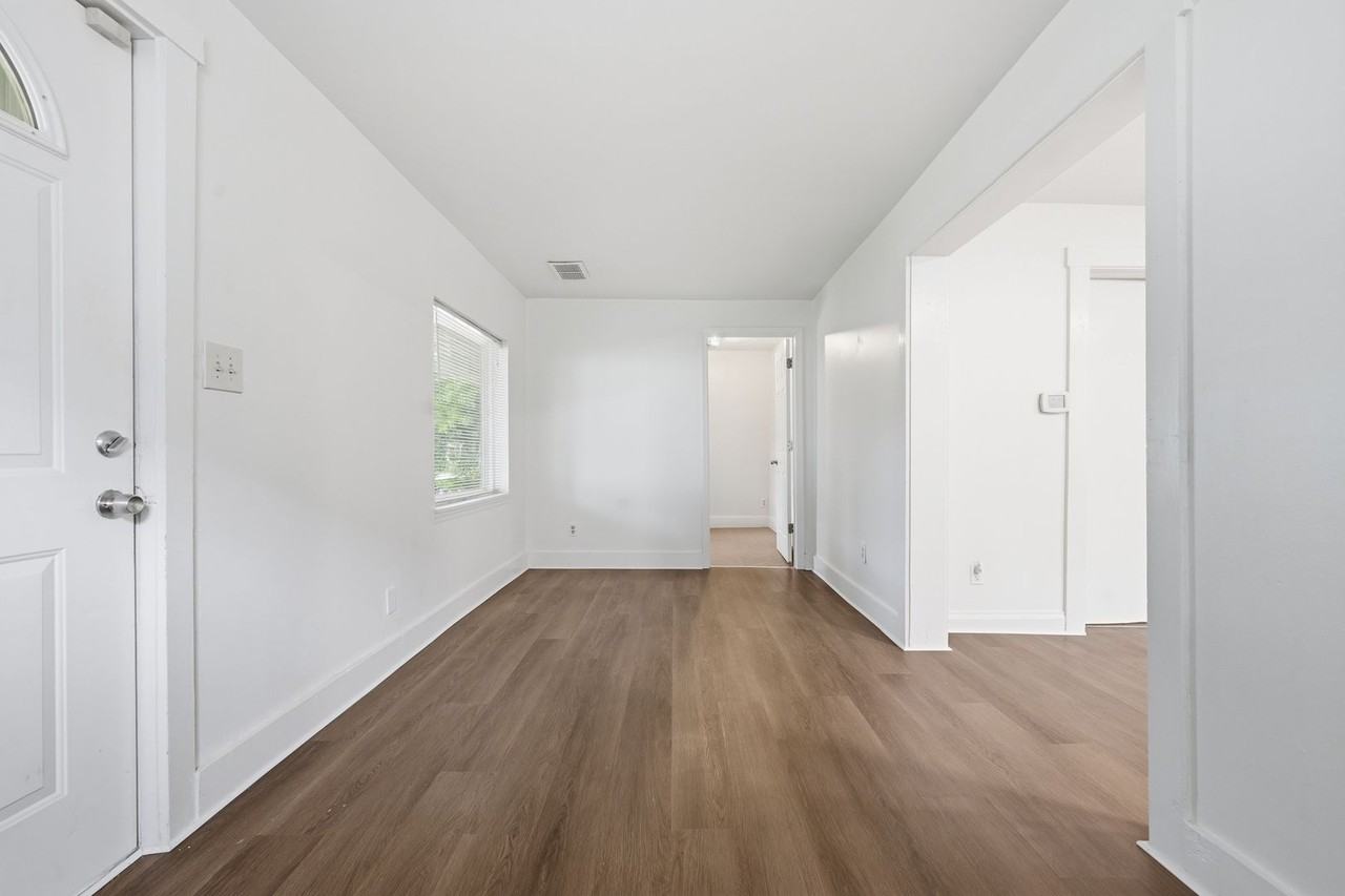 5107 Reed Ave - Photo 3 of 10